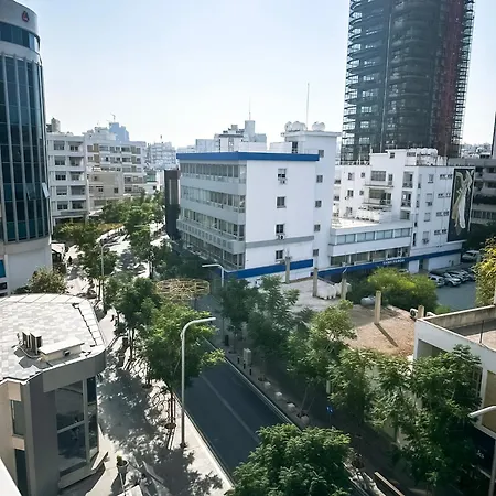아파트 Center 1bdr